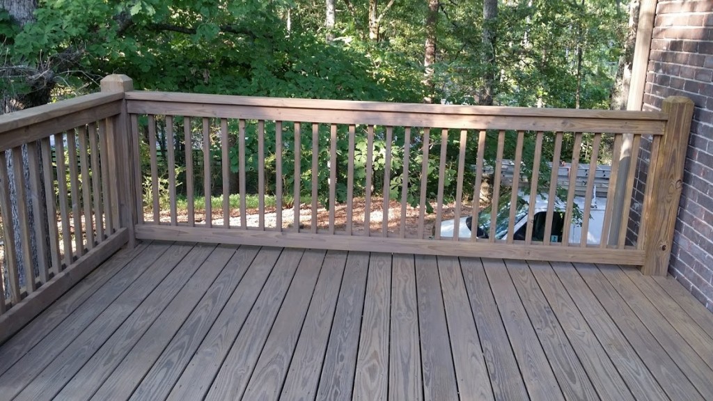 deck cleaning services