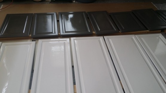 cabinet paint services