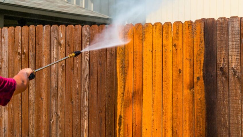 how to pressure wash a fence
